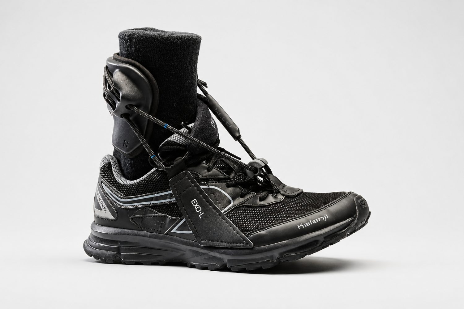An EXO-L UP foot-drop brace fitted to a running shoe with an adjustable cord